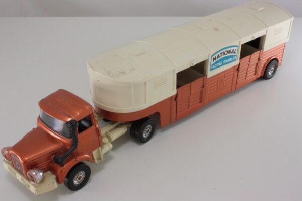 Corgi 1105 Berliet Horse Transporter