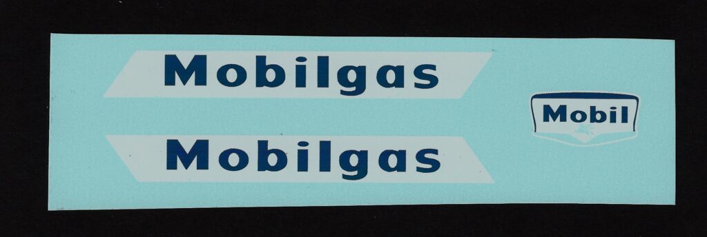 Corgi 1110 Bedford Mobilgas Tanker Clear