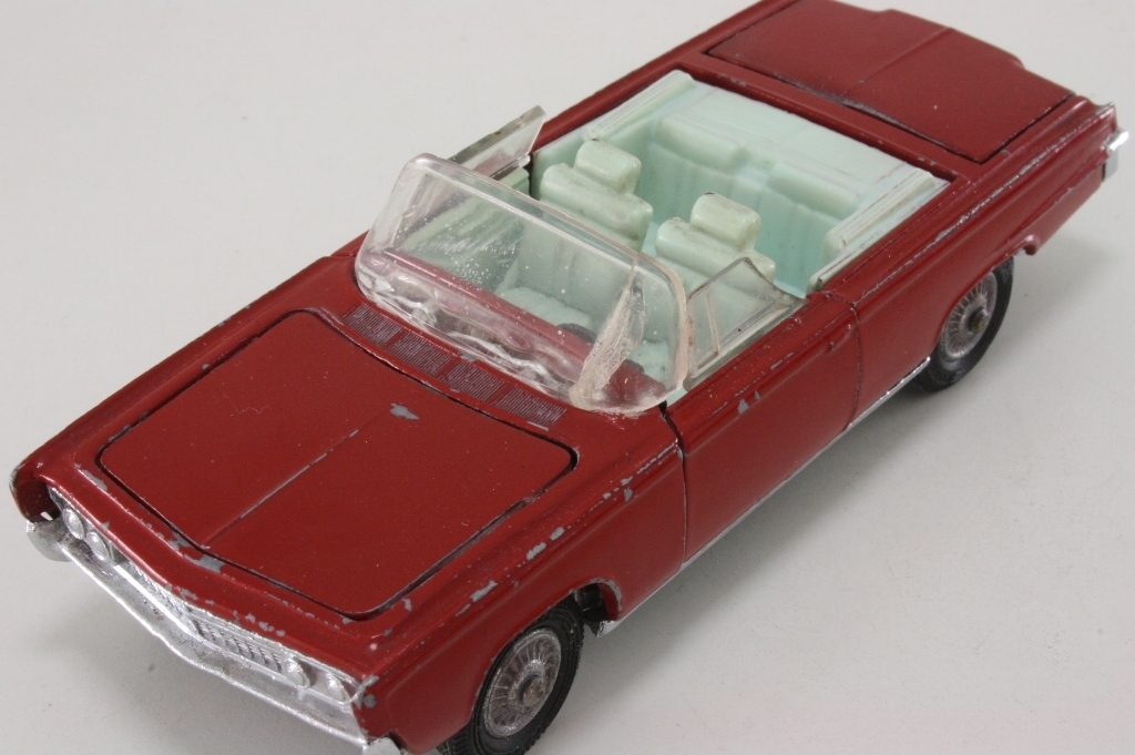 Corgi 246 Chrysler Imperial Taxi