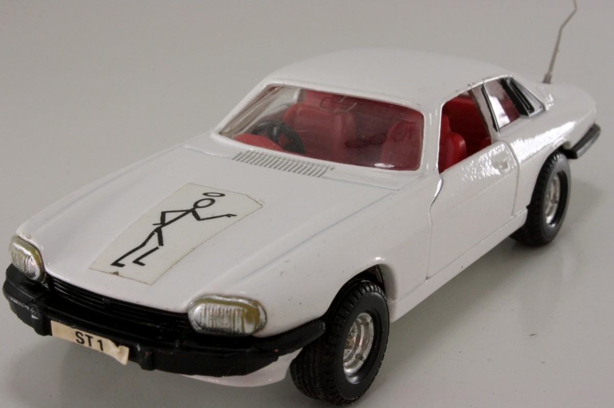 Corgi 320 Jaguar XJS Saint