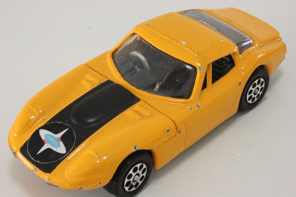 Corgi 377 Marcos 3 litre