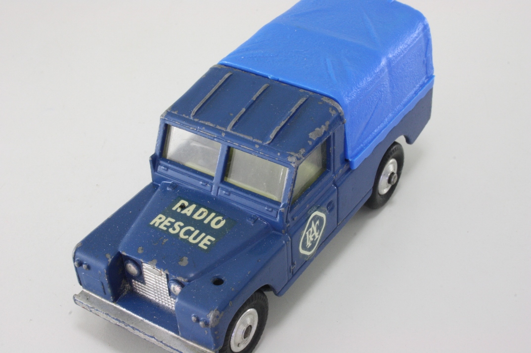 Corgi 416s Land Rover