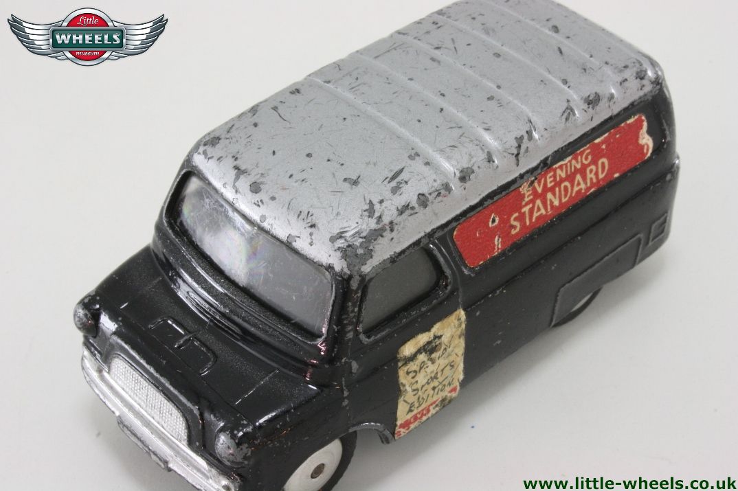 Corgi 421 Bedford Van Evening Standard
