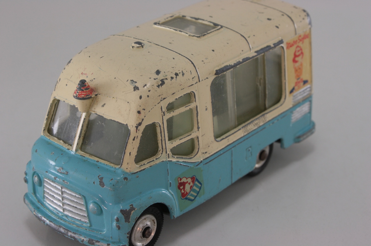 Corgi 428 Mister Softee