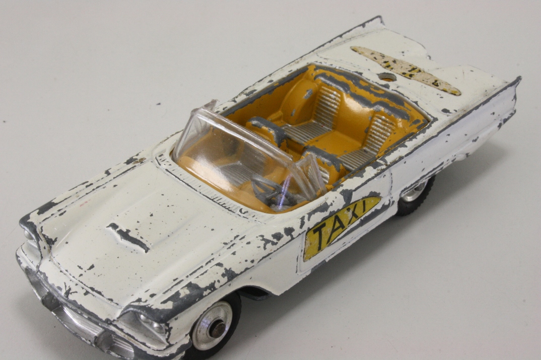 Corgi 430 Bermuda Taxi