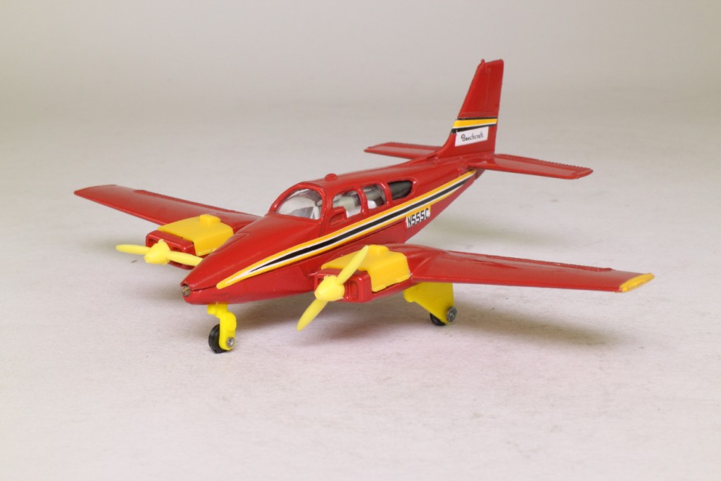 Dinky 715 Beechcraft C55 Baron