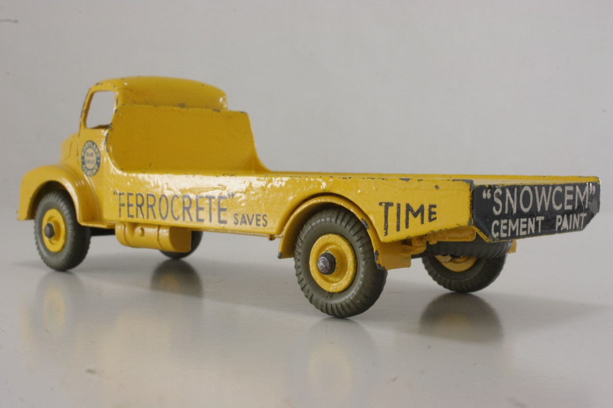 Dinky No 533 Leyland Cement Wagon