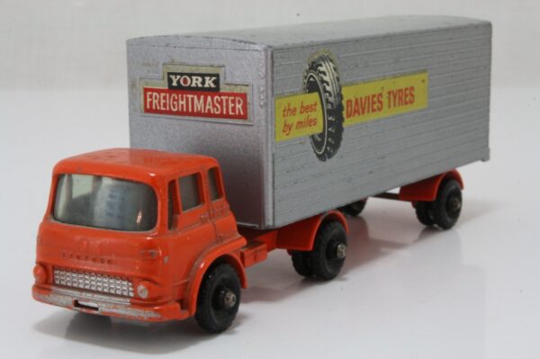 M2 Bedford Tractor Trailer Davies