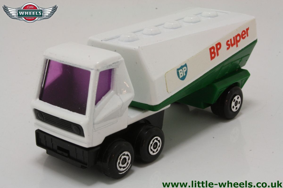63d Freeway Gas Tanker - BP